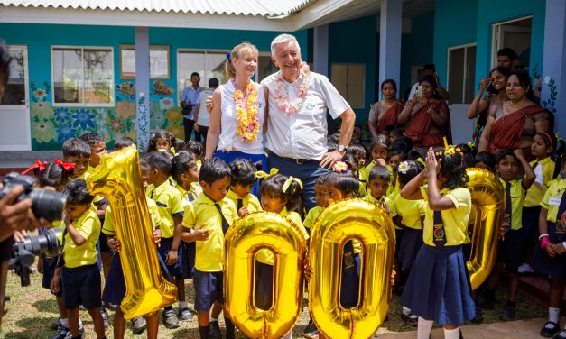 FLY & HELP eröffnet die 1000. Schule weltweit – ein historischer Meilenstein in der globalen Bildungsarbeit