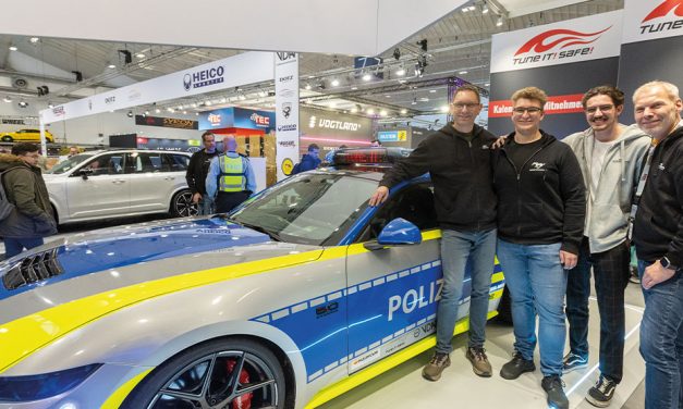 Höhepunkt auf der Motorsport-Messe Essen – Fiege präsentiert exklusiven Steeda-Umbau am „Tune It! „Safe!“ – Stand
