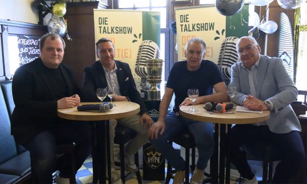 Fußball-Meister zu Gast in Koblenz