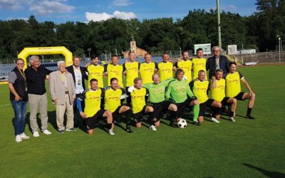 Promis, Fußball und 105.000 Euro für den guten Zweck