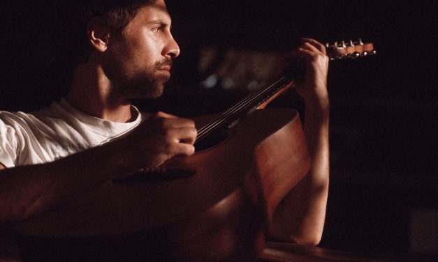 Coverstory mit Musiker Max Giesinger