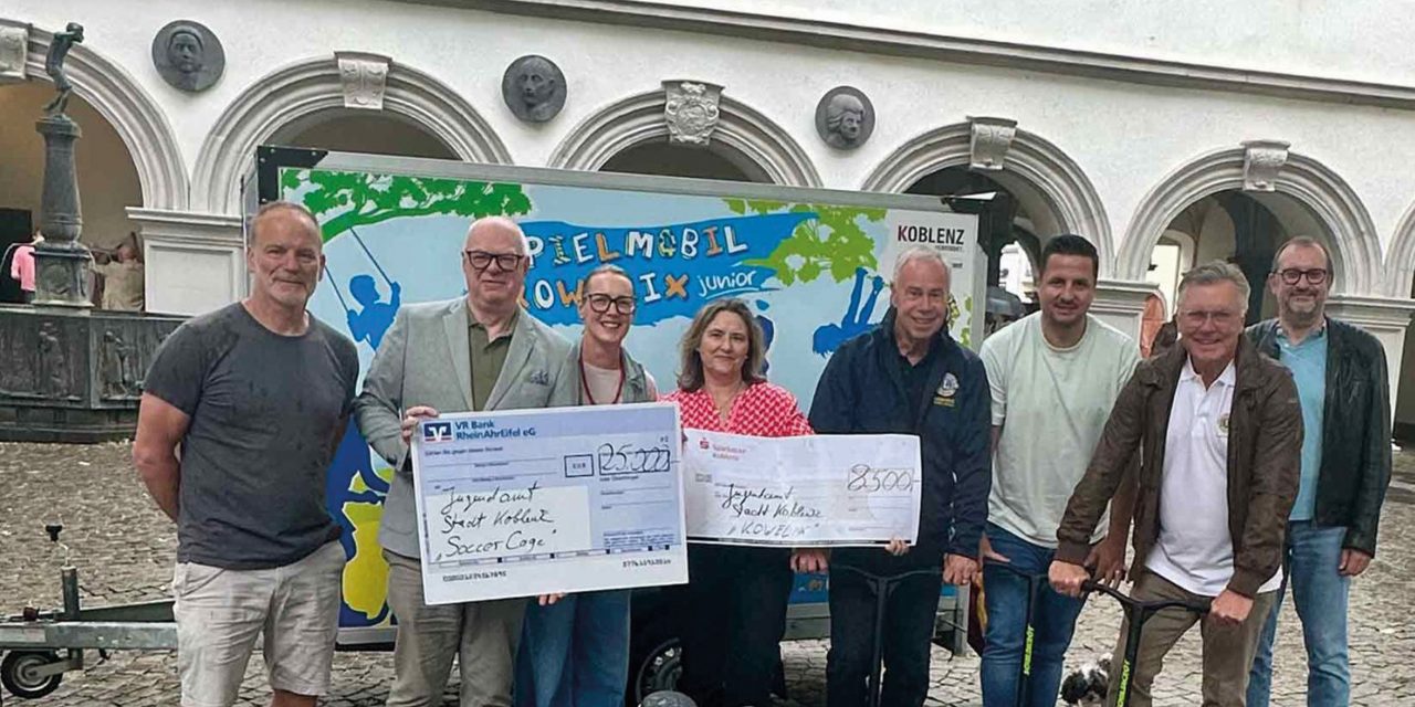Neue Ausstattung für das „Spielmobil Kowelix junior“ und ein Soccer Cage dank großzügiger Spenden der Koblenzer Lions Clubs